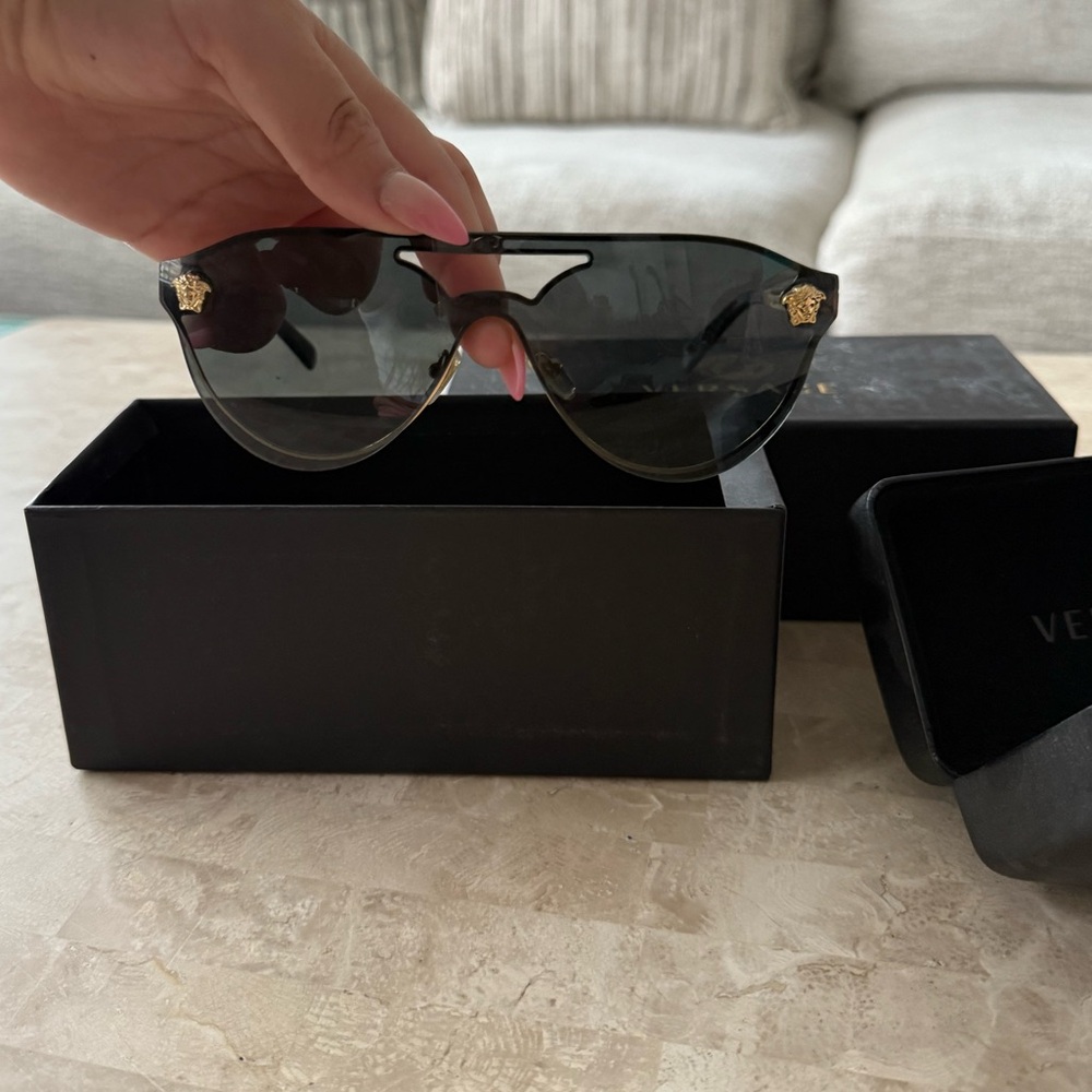 Black Authentic Versace Sunglasses - image 8